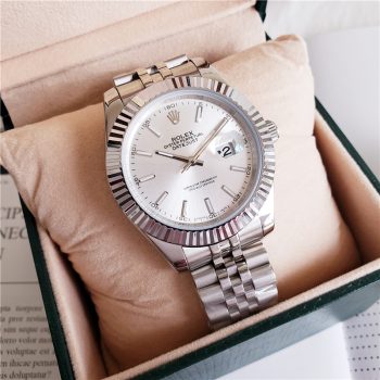 Swiss Replica Rolex Datejust While | RLX 29