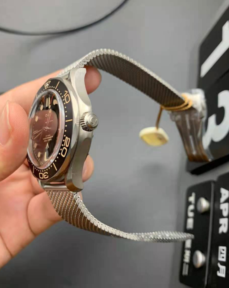 Swiss Replica Omega | OG80