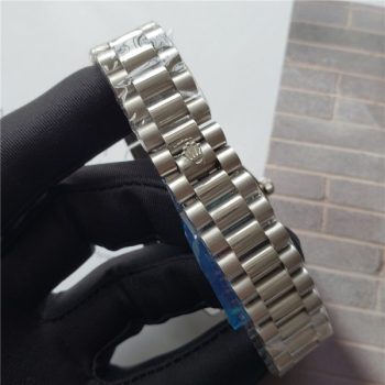 Swiss Replica Rolex Day-Date | RLX 131